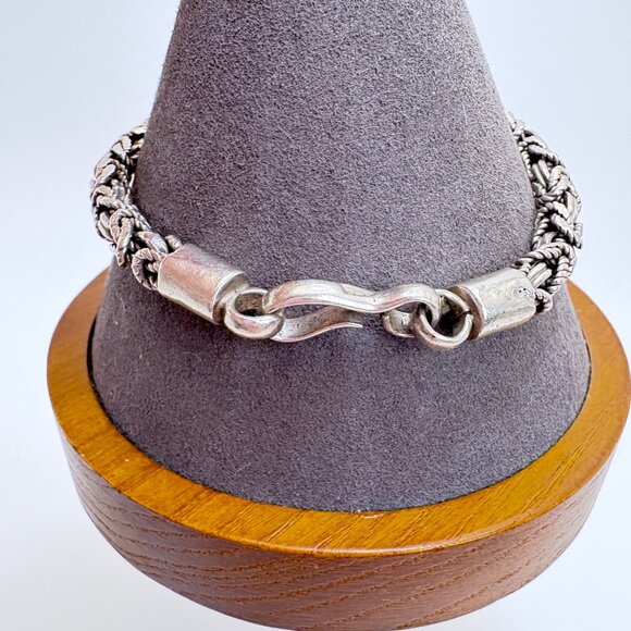 VTG Sterling Silver 925 Byzantine Link Bracelet 5.5mm Thick 8" Length Hook Clasp - Picture 2 of 9